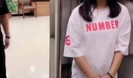 电梯里吃瓜群众,揭秘吃瓜群众的日常