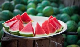 破解吃瓜,破解网络热议背后的真相