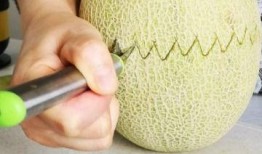 吃完丝瓜可以吃哈密瓜吗,同餐共食的搭配建议