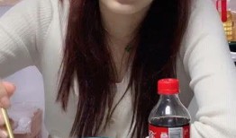 开心姐姐吃瓜,一场甜蜜的吃瓜盛宴