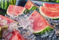 趴窗台上吃瓜,揭秘趴窗台吃瓜的独特魅力