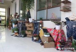 校园走廊吃瓜,瓜语飘香，青春共鸣