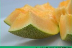 感冒吃梨还是吃哈密瓜,感冒期间的选择指南