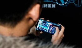 游戏主播神秘吃瓜