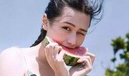 吃瓜女孩绘画头像,揭秘网络潮流新宠