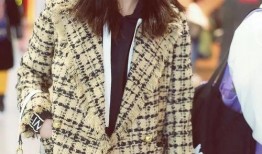 肖战和李沁吃瓜