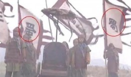 路人吃瓜镜头,路人吃瓜镜头下的社会百态