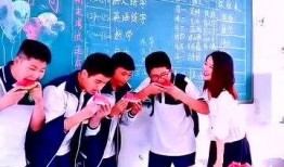 班级组织吃瓜比赛