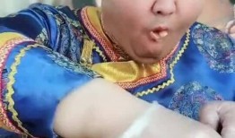 蒙古哥吃瓜,揭秘草原上的娱乐新风尚