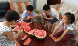 业主吃瓜,揭秘社区那些事儿