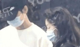 吃瓜吃到自家男朋友