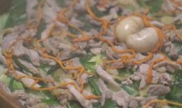 桑拿鸡吃瓜,揭秘夏日消暑新潮流